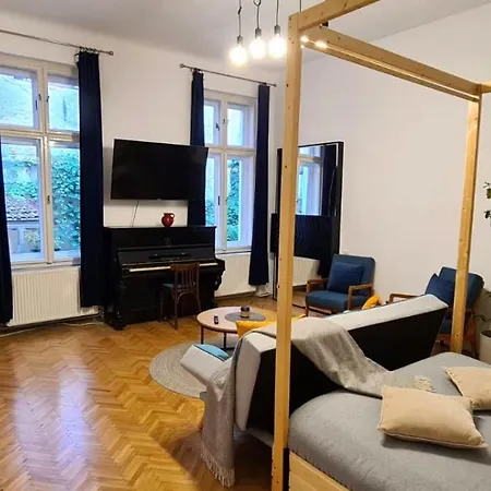 Apartment Zeiss House Brasov